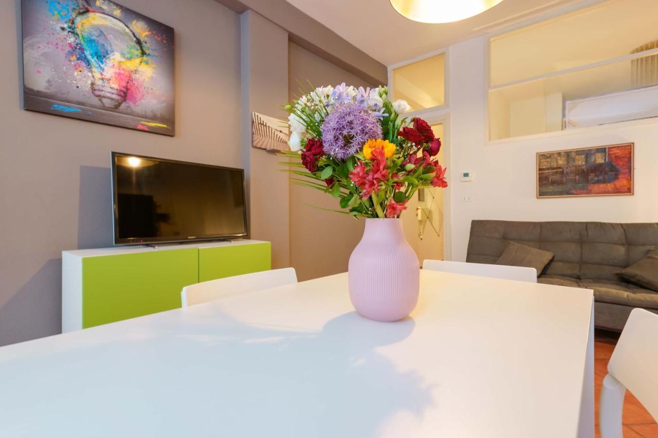 Zamboni 58 Apartment - Zona Movida Bolonia Zewnętrze zdjęcie