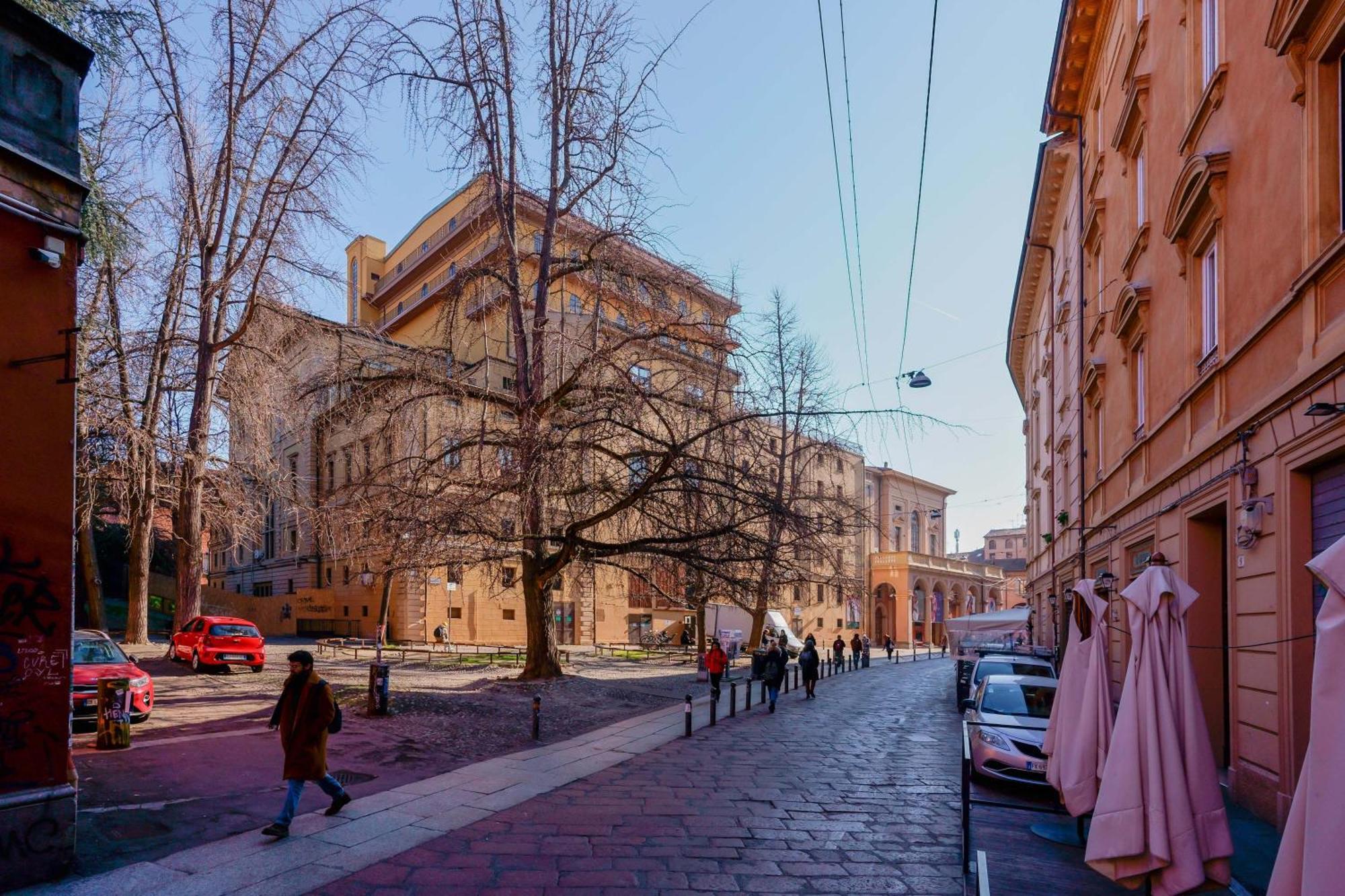 Zamboni 58 Apartment - Zona Movida Bolonia Zewnętrze zdjęcie